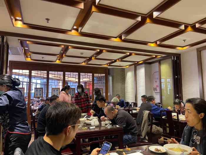 德兴馆(广东路总店)-"价廉物美,这是我对这家店的评价.小笼皮薄.