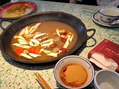 -鸿姐老火锅(疁城新天地店)
