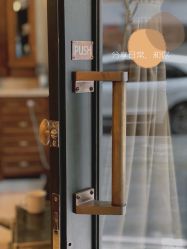 -IMUSE BARBER SHOP