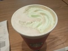 -星巴克(重庆火车北站北广场II店)