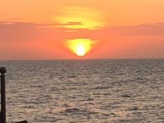 -Sunset Bar(丹绒亚路香格里拉店)