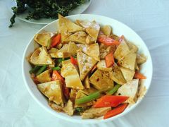 家常豆腐-何适山庄 ·可团建(水长城P2停车场店)