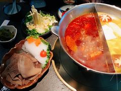 四川麻辣锅-湊湊火锅·茶憩(新中关购物中心店)