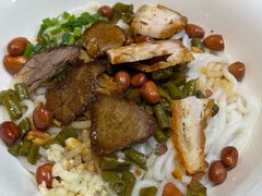 -牛八宝桂林米粉(八里庄店)