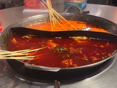 -鹿鸣山草本茶香火锅(园西路店)