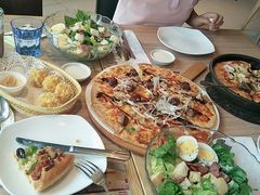 -必胜客(阿罗海店)