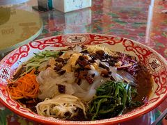 -闯关东东北农家菜(崂山石老人店)