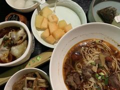 -金色印象·4K影院式足体养生(南坪桃源店)