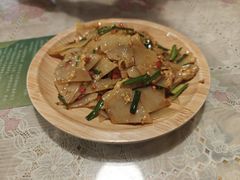 -蜗牛小馆醉乡民谣云南菜(惠新西里店)