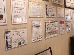 -柏斯音乐艺术中心·钢琴·吉他(上音店)