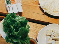 -颐辰舍岁岁羊(文昌万达景园店)