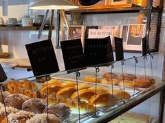 面包甜点陈列柜-仙峰天然面包(迎宾路店)