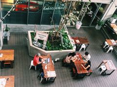 -ROAST coffee & eatery