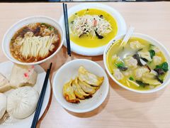 笋肉锅贴-蒋家桥饺面店(东关街店)