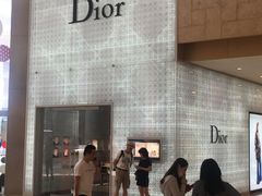 -DIOR迪奥(德基广场女装店)