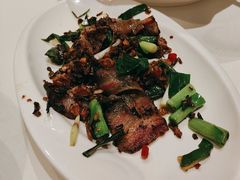 -渝信川菜 · 川味家常菜(财富购物中心店)