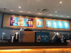-星巴克(青岛火车北站候车大厅店)