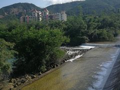 -江门古兜温泉小镇