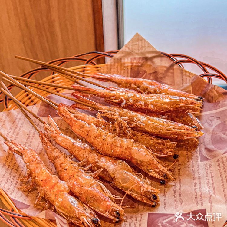 今天这顿饭也太划算了吧❓今天我请客，全款无分期✌🏼