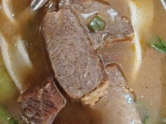 -卓雅桂林米粉