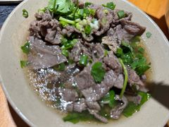 -大众跷脚牛肉馆·非遗传承单位(峨眉山店)