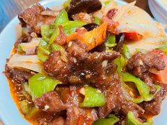 -歹歹的加个面过油肉拌面