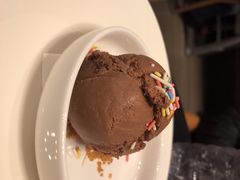 -WOLFGANG PUCK KITCHEN & BAR(迪士尼小镇店)