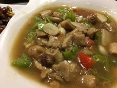 -菌海森林·非遗野生菌火锅(西山区滇池路摩根道店)