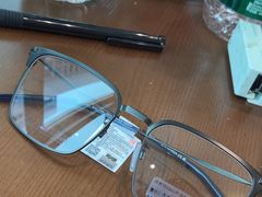 -Eziwish眼镜·蔡司授权店