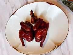 脆皮妙龄鸽-新荣记(新源南路店)