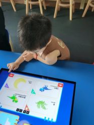 -动力星球家庭亲子游乐中心