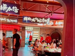 -张牌牌·东北烤肉小吃市集(金楠天街店)