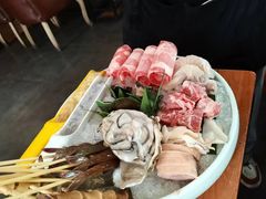 -樾餐厅泰式海鲜火锅(民歌湖店)