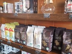 零售区-星巴克(大连柏威年店)