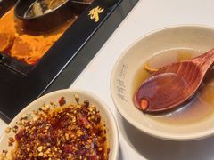 -老牌坊云南鱼豆花火锅(哈西万达店)