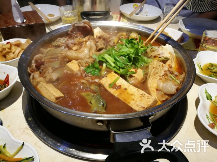 宫廷秘制酱香鱼锅