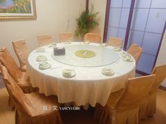 包厢-鑫悦楼煎蟹·16年海鲜大排档