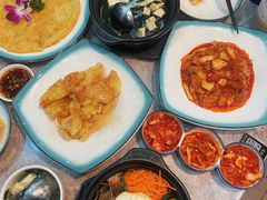 辣白菜卷五花肉-屋里家延边朝鲜族冷面(梅林3店)