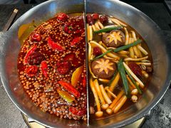 -湊湊火锅·茶憩(新中关购物中心店)