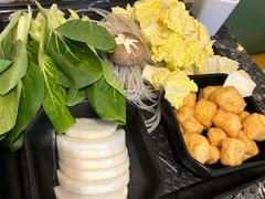 -一席地·本地鸡窝·杭帮鸡火锅(萧山银隆百货店)