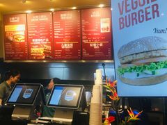 -The Habit Burger Grill 哈比特汉堡(爱琴海店)
