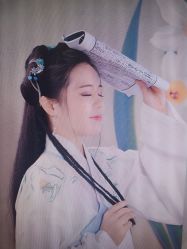 -虞美人汉服摄影