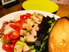 -JINNS锦时 steak&pizza(浸信会礼拜堂旧址店)