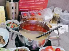 -金滏山烤肉·海鲜·火锅自助餐厅(襄阳万达店)