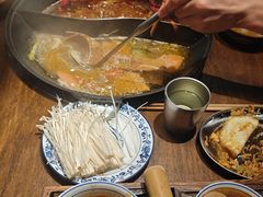 -萍姐火锅·公路夜市(武汉首店)