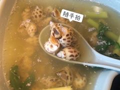 -大头虾越式风味餐厅(光明广场店)