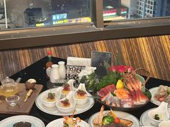 -广州花园酒店-凌璇阁360度高空海鲜自助餐CAROUSEL