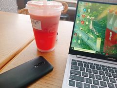 西瓜白桃水桶茶-混果汁(福田领展中心城店)
