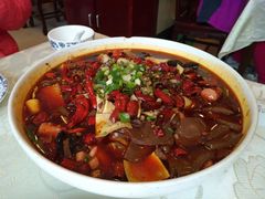 毛血旺-鑫巴蜀小镇 · 水煮鱼专研店(玉桥店)