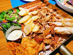 塞萨洛尼基终极烤肉盘-HELLO MUSAE 拾光缪斯餐厅·纯正希腊风味(苏州中心店)